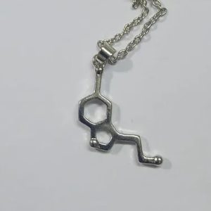 Collar Quimica QM-005